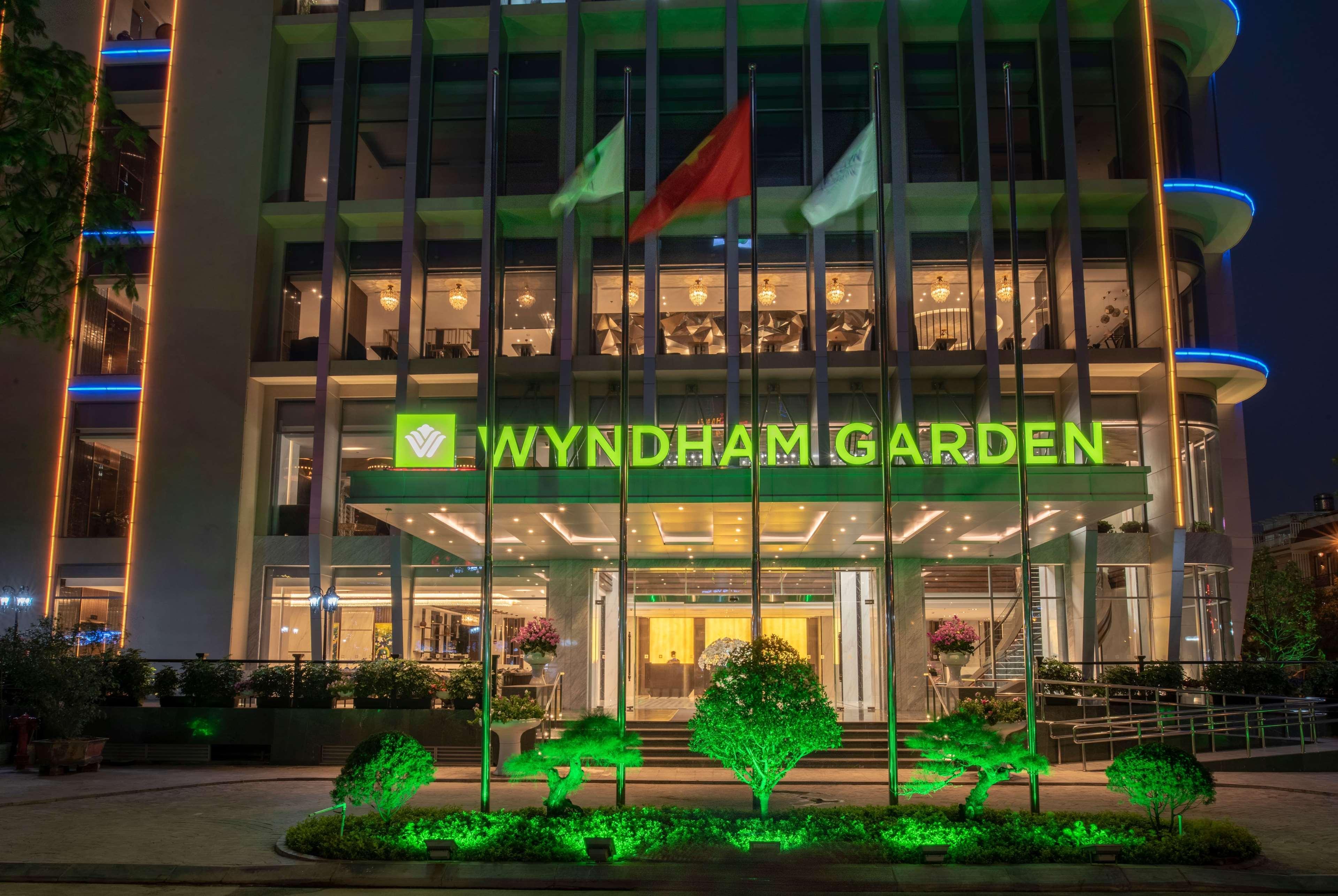 Wyndham Garden Hanoi Buitenkant foto