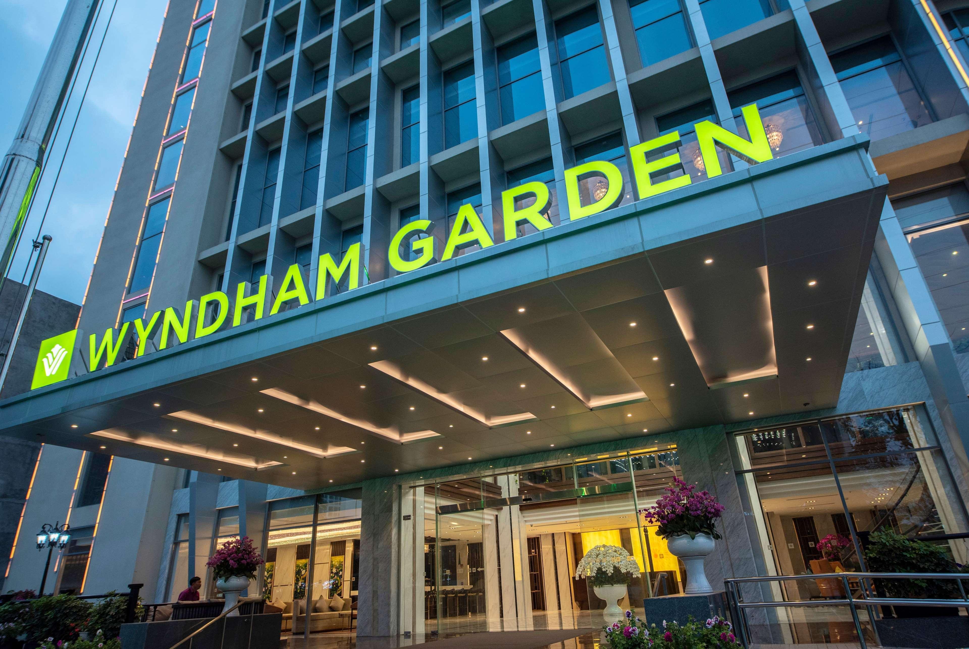 Wyndham Garden Hanoi Buitenkant foto