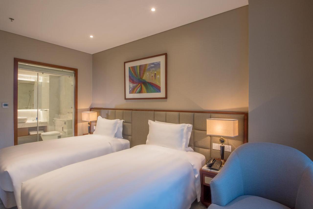 Wyndham Garden Hanoi Buitenkant foto